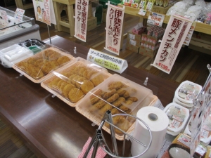 産地間提携先JAみえきた「いなべっこ」より 揚げたてのいい香りが食欲をそそります!